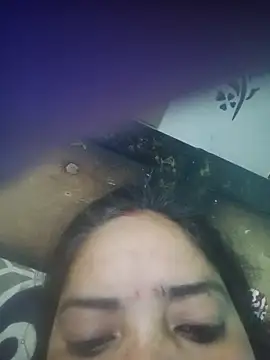 Snapshot of Mona-Singh chatting on 02.28.25 Mona-Singh online show from 02.28.25