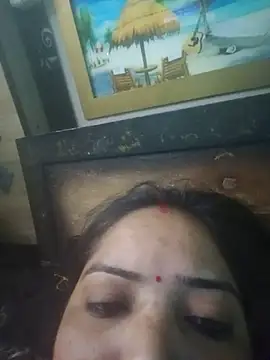 Snapshot of Mona-Singh chatting on 03.05.25 Mona-Singh online show from 03.05.25