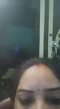Snapshot of Mona-Singh chatting on 03.15.25 Mona-Singh online show from 03.15.25