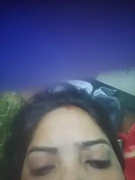 Snapshot of Mona-Singh chatting on 03.21.25 Mona-Singh online show from 03.21.25