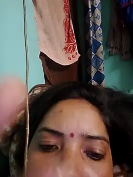 Snapshot of Mona-Singh chatting on 09.09.25 Mona-Singh online show from 09.09.25