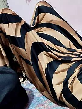 Snapshot of FeltedEuropium chatting on 09.19.25 FeltedEuropium online show from 09.19.25