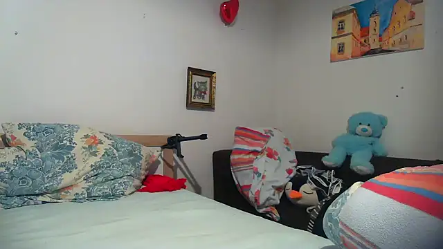 Snapshot of balkangirl1 chatting on 10.26.25 balkangirl1 online show from 10.26.25