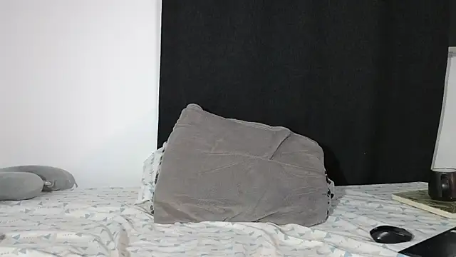 Snapshot of TommyMyler chatting on 10.13.25 TommyMyler online show from 10.13.25