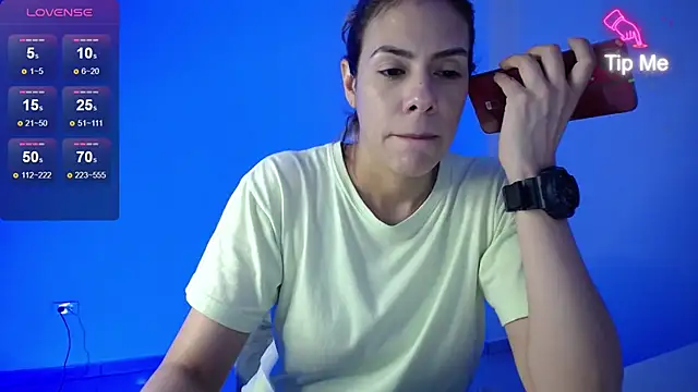 Snapshot of candydowson1 chatting on 02.19.25 candydowson1 online show from 02.19.25