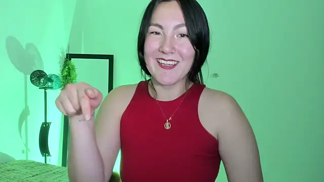 Elle Lee  online show from 03.11.25