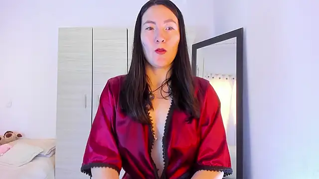 Elle Lee  online show from 02.03.26