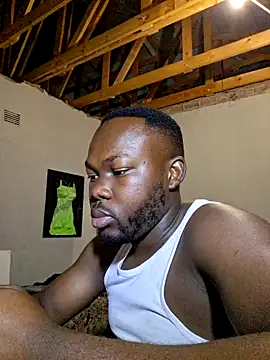 Snapshot of LaughRiotX chatting on 09.28.25 LaughRiotX online show from 09.28.25