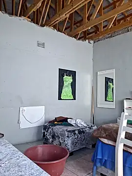 Snapshot of LaughRiotX chatting on 10.04.25 LaughRiotX online show from 10.04.25