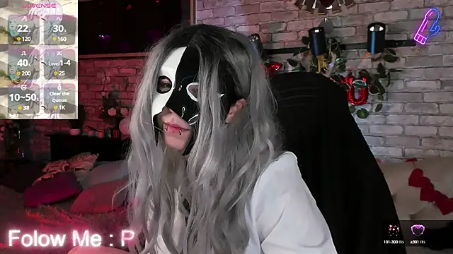 Snapshot of Alex_Howell chatting on 02.23.25 Alex Howell online show from 02.23.25