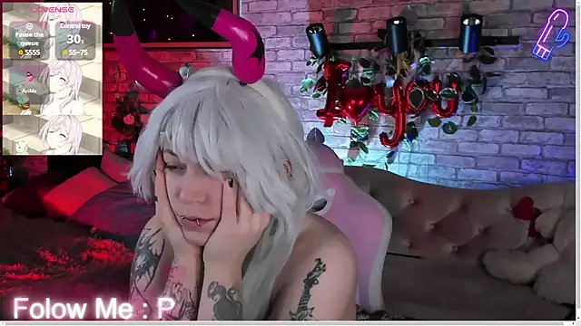 Snapshot of Alex_Howell chatting on 03.06.25 Alex Howell online show from 03.06.25