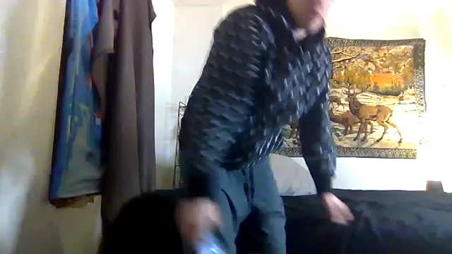 Snapshot of kollzCloudzz chatting on 02.25.25 kollzCloudzz online show from 02.25.25