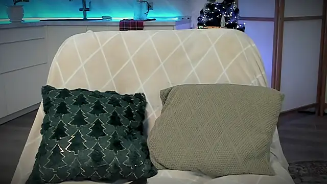 Devilina V online show from 12.09.24