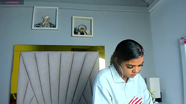 vahiolet fuentes online show from 04.22.26