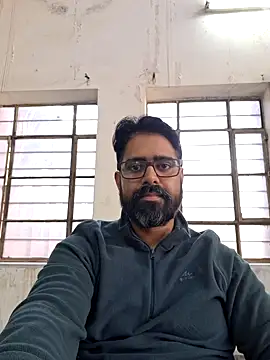 Snapshot of bewolf_17 chatting on 12.02.24 bewolf 17 online show from 12.02.24