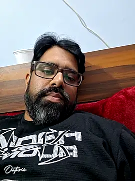 Snapshot of bewolf_17 chatting on 12.09.24 bewolf 17 online show from 12.09.24