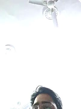 Snapshot of bewolf_17 chatting on 01.03.25 bewolf 17 online show from 01.03.25