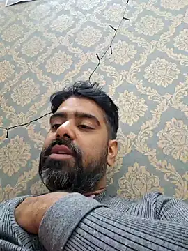 Snapshot of bewolf_17 chatting on 01.22.25 bewolf 17 online show from 01.22.25