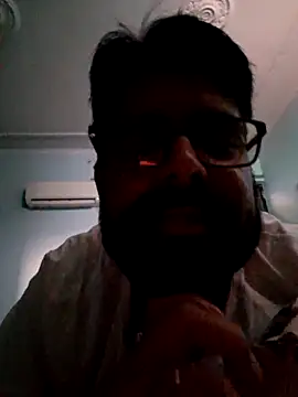 Snapshot of bewolf_17 chatting on 09.11.25 bewolf 17 online show from 09.11.25