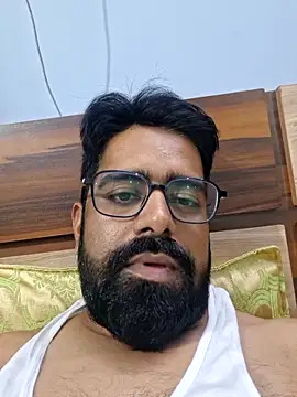 Snapshot of bewolf_17 chatting on 10.10.25 bewolf 17 online show from 10.10.25