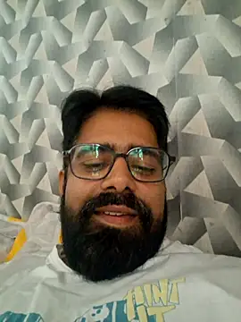 Snapshot of bewolf_17 chatting on 10.27.25 bewolf 17 online show from 10.27.25