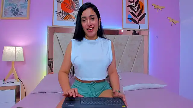 Miia harper  online show from 01.25.25