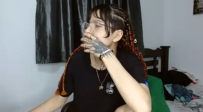 saritapretyy online show from 02.11.25