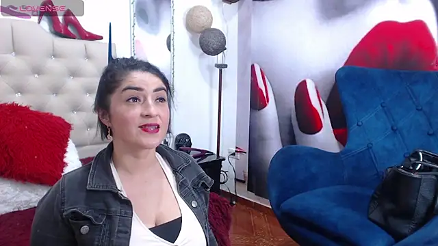 karenlennox1 online show from 02.07.25