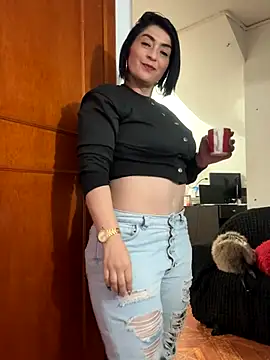 karenlennox1 online show from 10.03.25