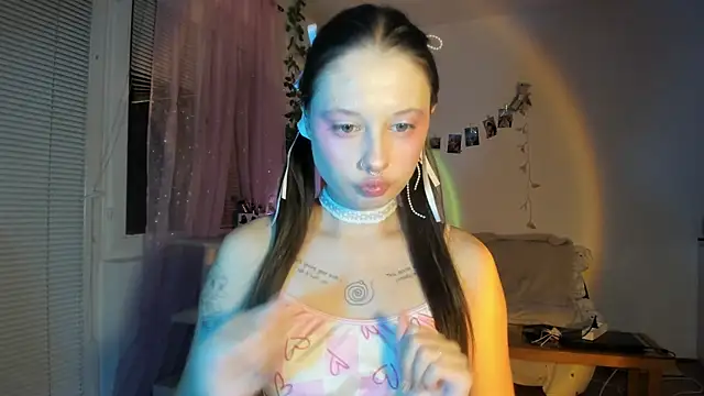 Jenny darling love online show from 11.24.25