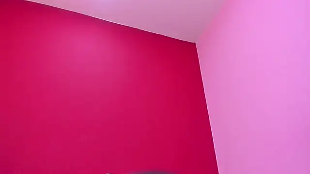 Kate bunny  online show from 10.07.25