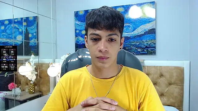 SkinnyBoy  online show from 09.28.25