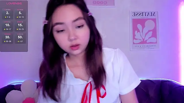 Fluffy Rose online show from 01.20.25