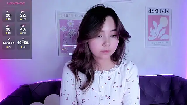 Fluffy Rose online show from 02.11.25