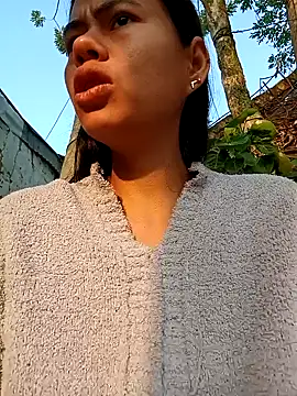 skinny sexy04 online show from 12.17.24