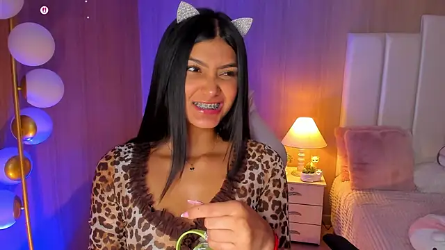 CaseyPiierce online show from 11.19.25