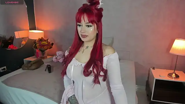 Paiige peach online show from 05.16.26