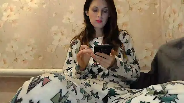Snapshot of RitaSunnyX chatting on 12.21.24 RitaSunnyX online show from 12.21.24