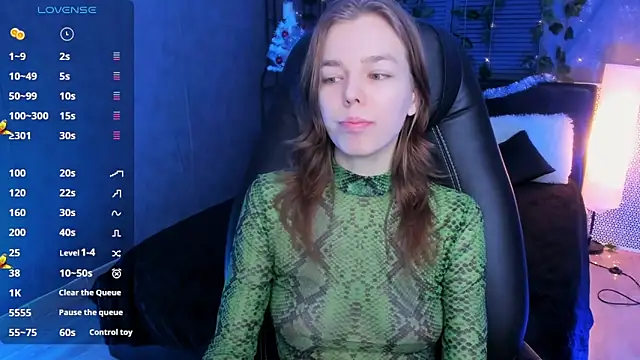 Tina Tayllor online show from 12.21.24