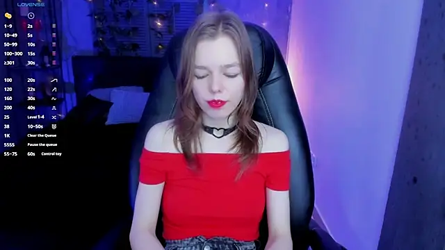 Tina Tayllor online show from 02.03.25