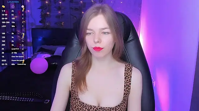 Tina Tayllor online show from 03.03.25