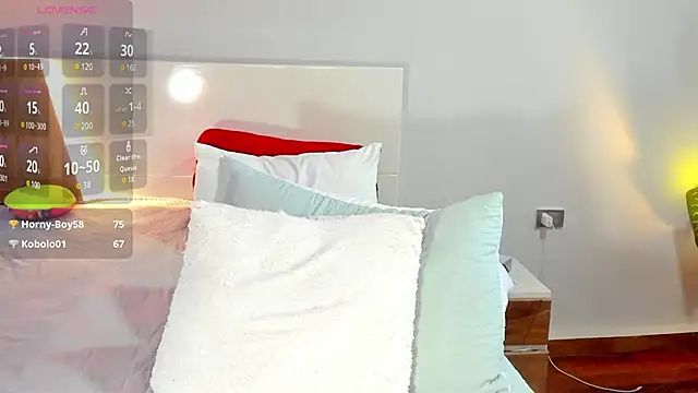 ClaraMariaMon online show from 01.10.25