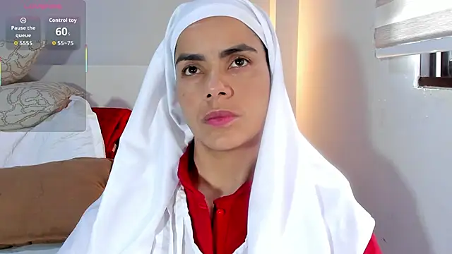 ClaraMariaMon online show from 10.27.25