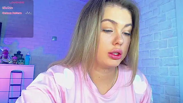 SuchCute online show from 02.26.25