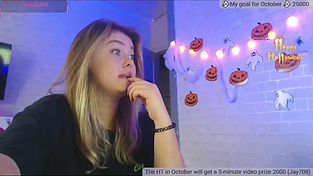 SuchCute online show from 10.28.25