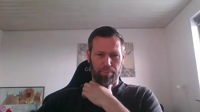 Snapshot of Gotta1 chatting on 01.09.26 Gotta1 online show from 01.09.26