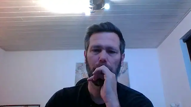 Snapshot of Gotta1 chatting on 01.11.26 Gotta1 online show from 01.11.26