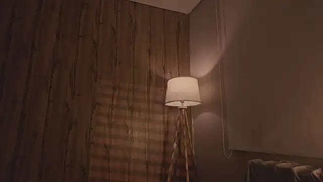 MariMaddison online show from 11.20.25