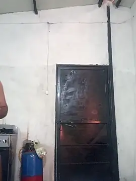 Snapshot of travieso2893 chatting on 02.02.26 travieso2893 online show from 02.02.26