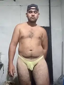 Snapshot of travieso2893 chatting on 04.08.26 travieso2893 online show from 04.08.26